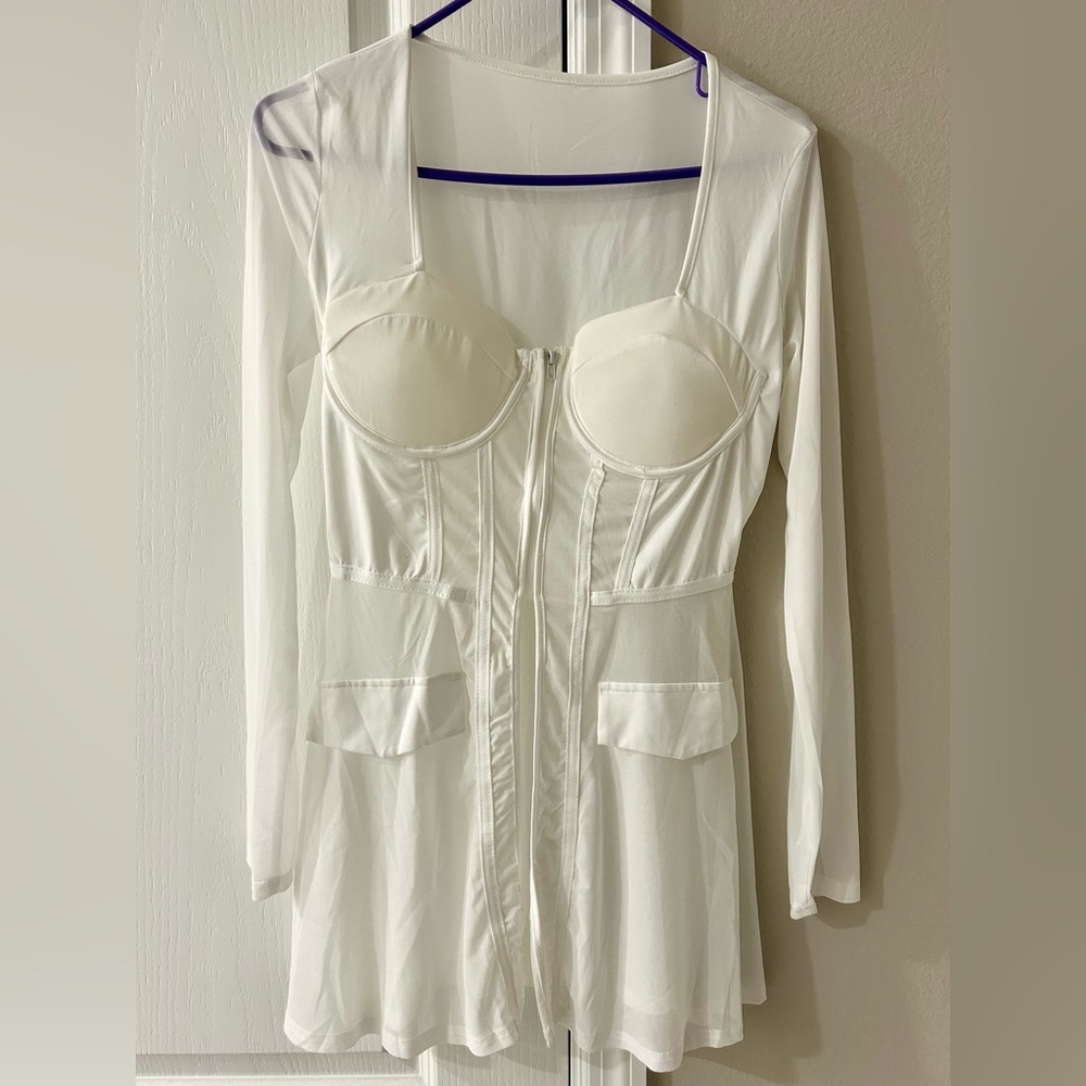 NWOT Elegant White Long Sleeve Top with Separate White Shorts